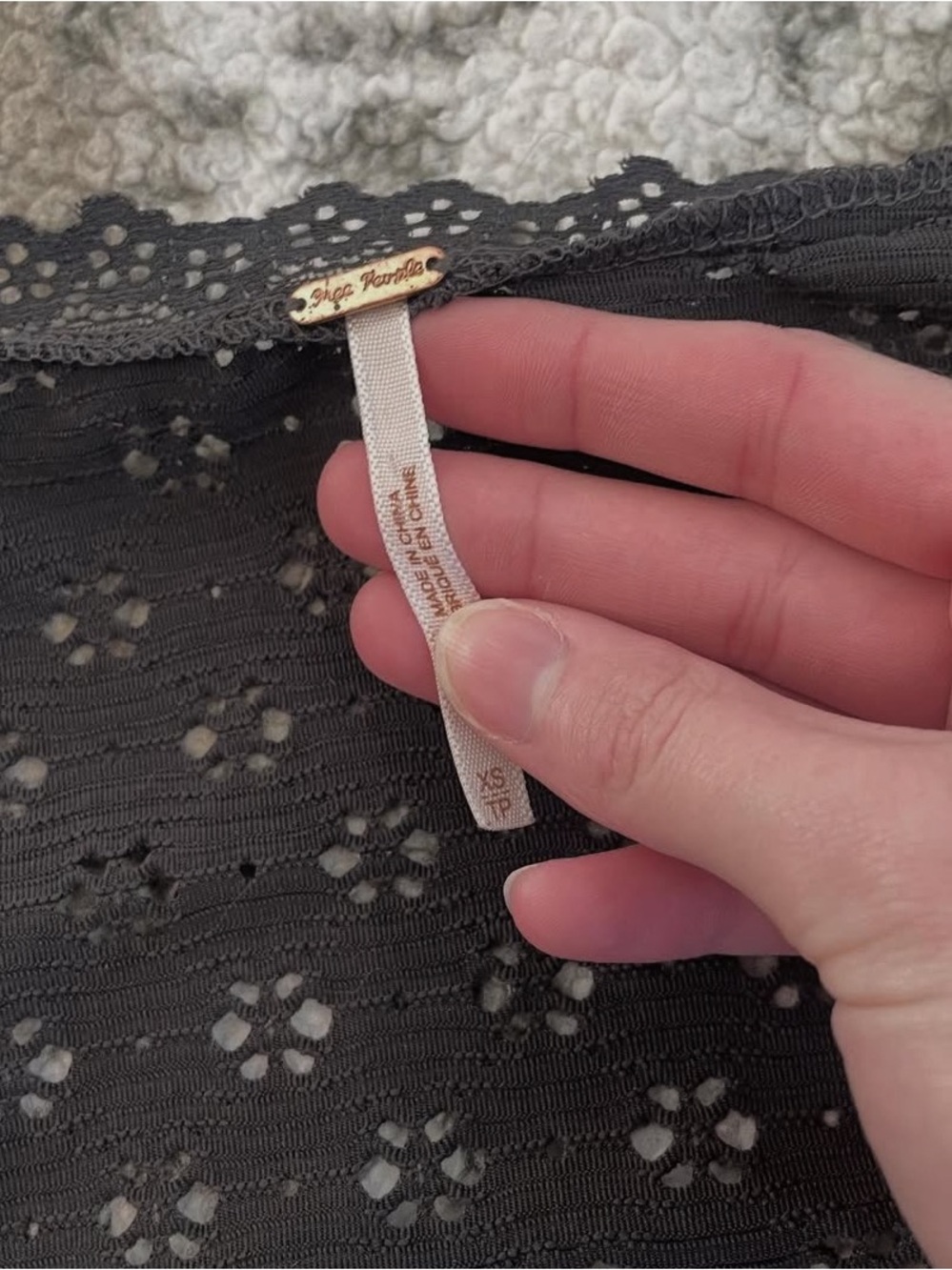 Free people eyelit bell sleeve top - Picture 3 of 4